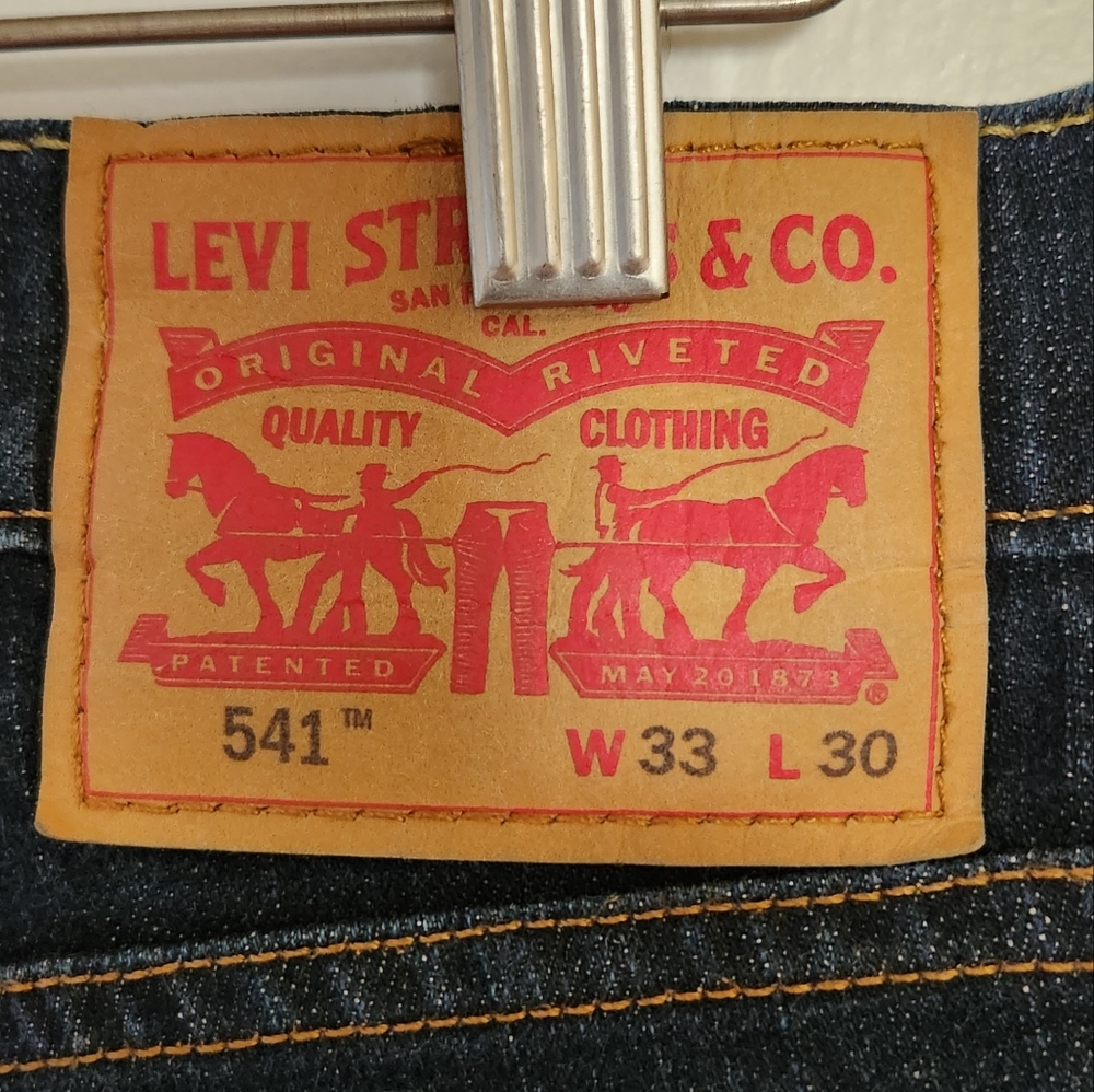 541 Levis Strauss